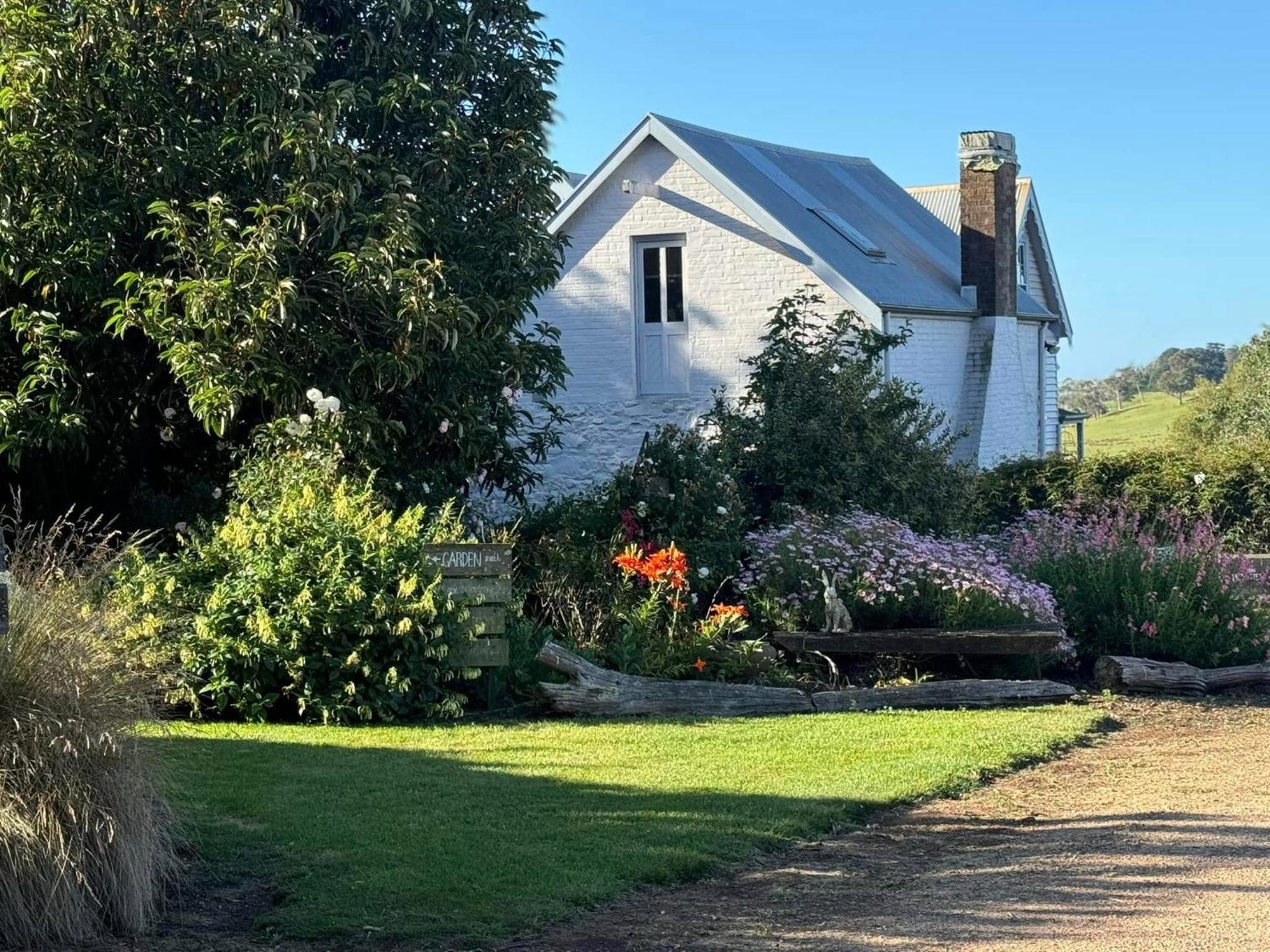 Robin Hoods Well Farm Stay Sassafras Экстерьер фото